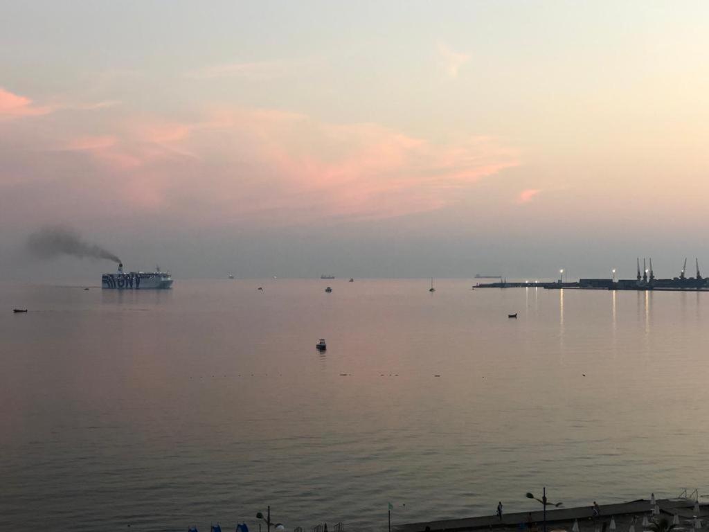 H&G Seaview Apartments Durrës Eksteriør billede